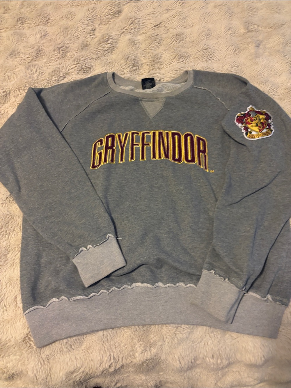 Universal studios Gryffindor Crewneck Sweatshirt with Logo